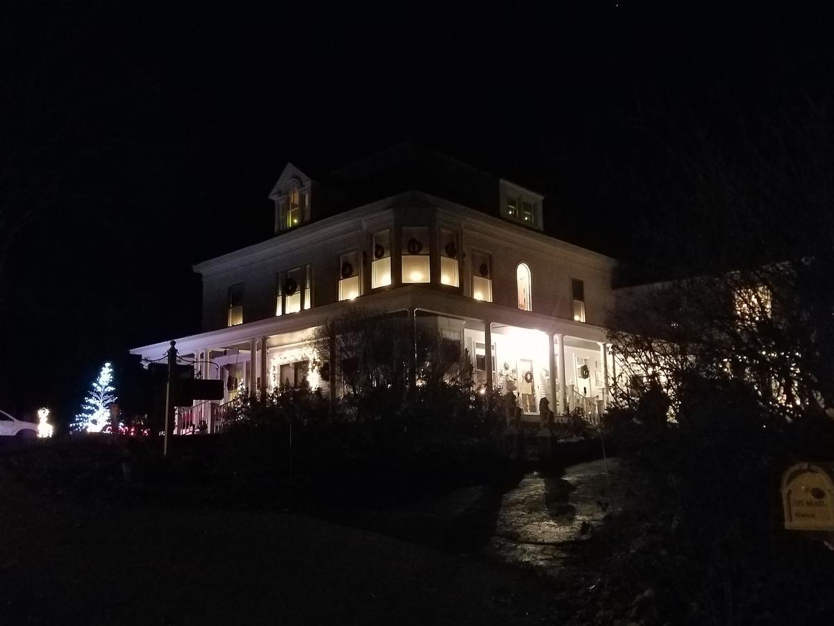 לינה וארוחת בוקר Cornish The Perkins House מראה חיצוני תמונה